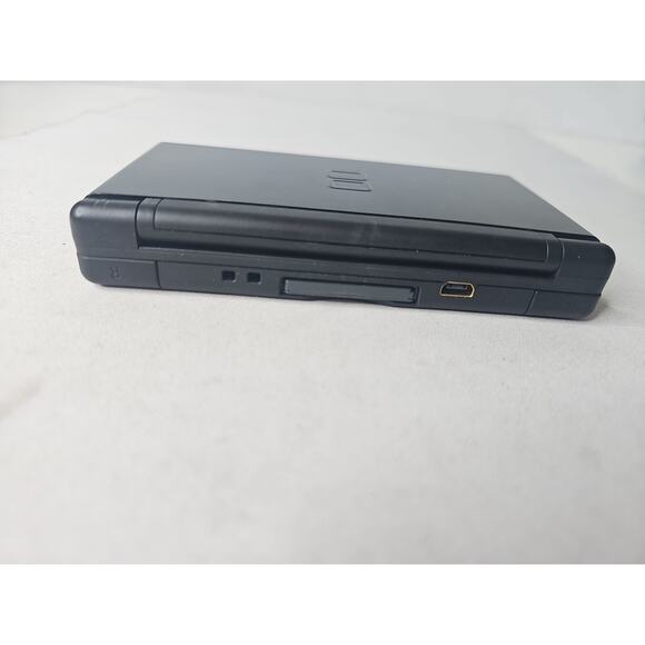 Nintendo DS Lite Handheld Black w/ Multi Device USB Charging Cable, Game, Stylus - Picture 14 of 16